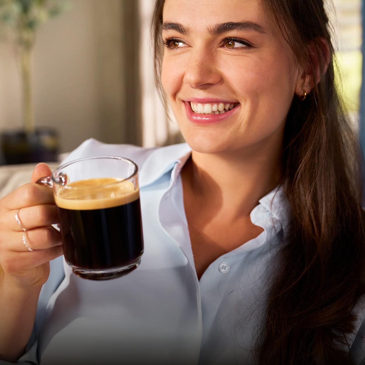 Philips Espressomaschine der Serie 5400 (EP5441/50)– Genießen Sie 12 Getränke, schnell reinigendes LatteGo, intuitives TFT-Display, anpassbare Kaffeeeinstellungen, erstklassiges Küchendesign